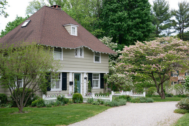 Фото из портфолио Яркие акценты на белом фоне – фотографии дизайна интерьеров на INMYROOM