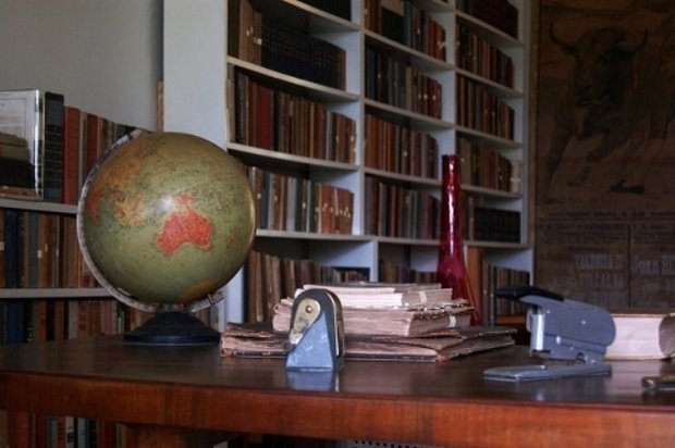 Фотография: Офис в стиле Прованс и Кантри, Классический, Современный, Дом, Дома и квартиры, Интерьеры звезд – фото на INMYROOM