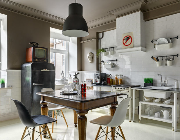 Интерьер кухни в стиле лофт с элементами винтажа