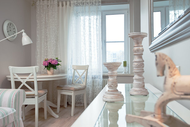Фотография: Кухня и столовая в стиле Прованс и Кантри, Малогабаритная квартира, Квартира, Дома и квартиры – фото на INMYROOM