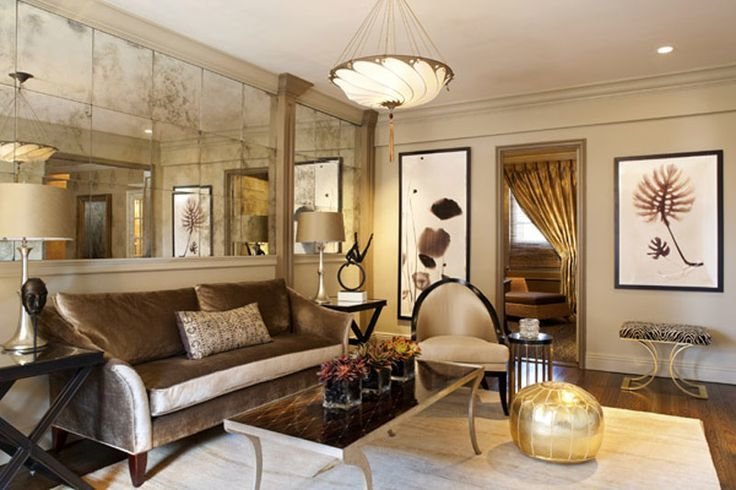 Фотография: Гостиная в стиле Эклектика, Интерьер комнат, Картины, Зеркало – фото на INMYROOM