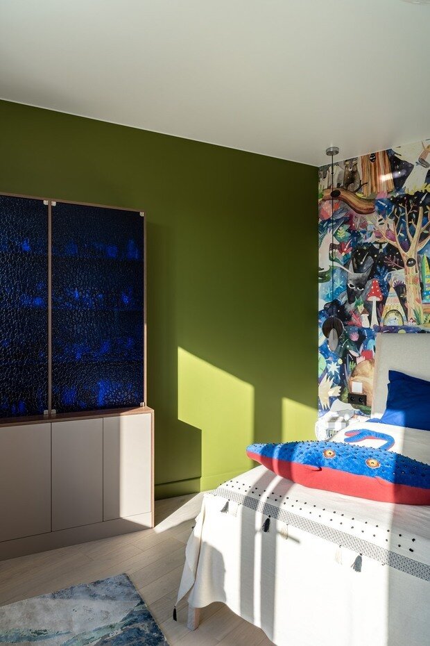 Фотография: Спальня в стиле Современный, Эклектика, Квартира, Проект недели, Санкт-Петербург, 2 комнаты, 60-90 метров, US Interior, Ульяна Скопцова – фото на INMYROOM