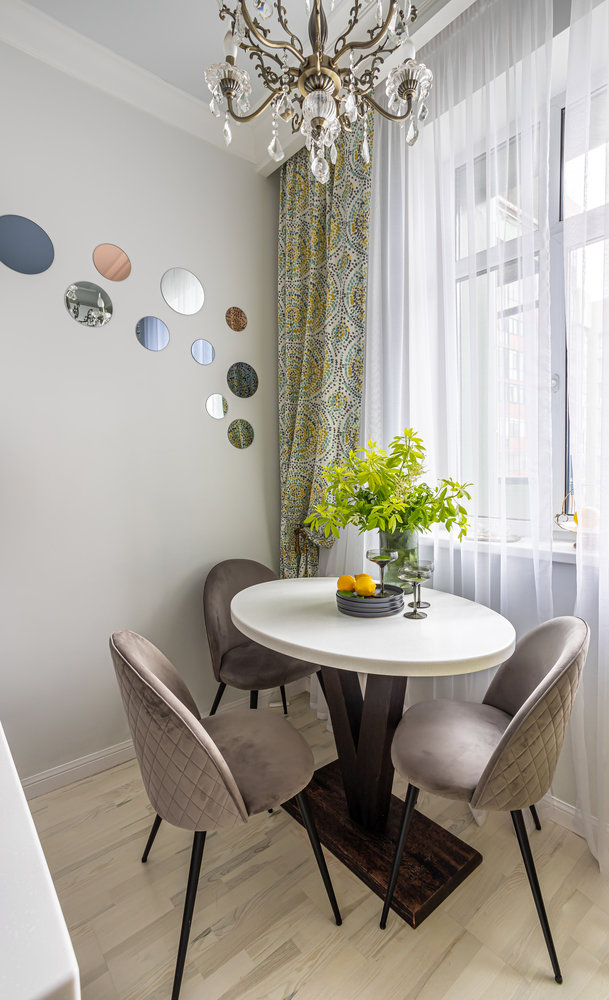 Фотография: Кухня и столовая в стиле Современный, Классический, Квартира, Проект недели, Москва, 3 комнаты, 60-90 метров, Елена Рязанова – фото на INMYROOM Фотография: Кухня и столовая в стиле Современный, Классический, Квартира, Проект недели, Москва, 3 комнаты, 60-90 метров, Елена Рязанова – фото на INMYROOM