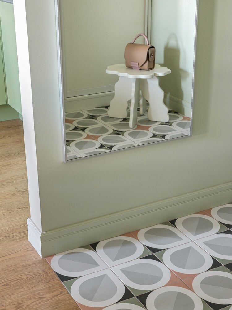 Фотография: Прихожая в стиле Современный, Скандинавский, Квартира, Проект недели, Москва, 2 комнаты, 40-60 метров, 60-90 метров, Монолитно-кирпичный, Анастасия Заркуа – фото на INMYROOM Фотография: Прихожая в стиле Современный, Скандинавский, Квартира, Проект недели, Москва, 2 комнаты, 40-60 метров, 60-90 метров, Монолитно-кирпичный, Анастасия Заркуа – фото на INMYROOM