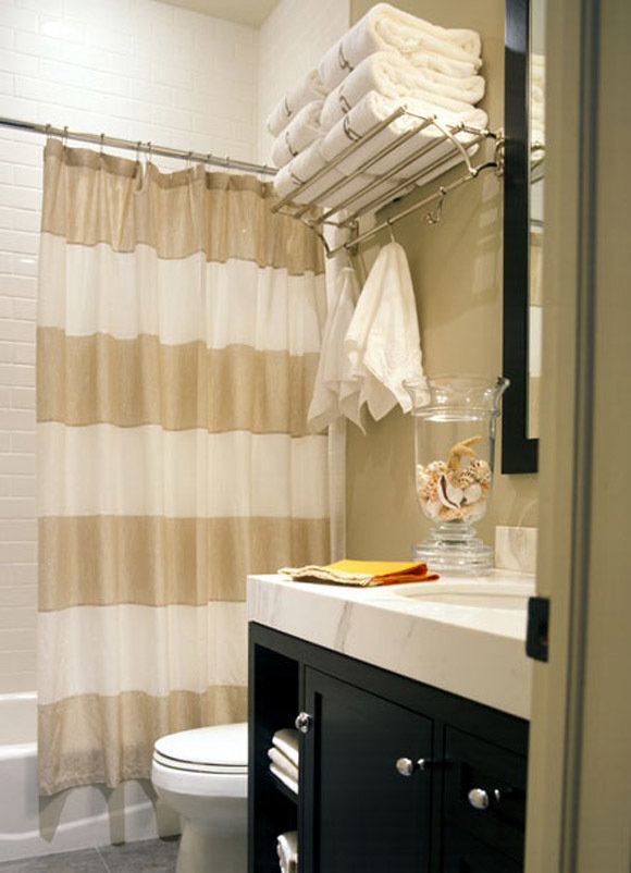 Фотография: Ванная в стиле Современный, Декор интерьера, Дом, Декор дома, Системы хранения, Шторы – фото на INMYROOM Фотография: Ванная в стиле Современный, Декор интерьера, Дом, Декор дома, Системы хранения, Шторы – фото на INMYROOM