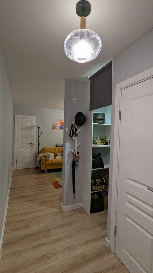 Фотография: Прихожая в стиле Скандинавский, Ремонт на практике, ремонт хрущевки, Хрущевка, 40-60 метров, интерьер хрущевки – фото на INMYROOM