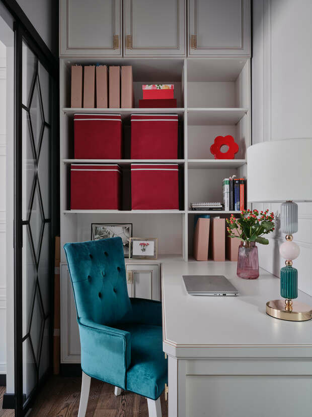 Фотография: Кабинет в стиле Классический, Современный, Эклектика, Квартира, Проект дня, Москва, Сталинка, 3 комнаты, 60-90 метров, Анастасия Агаджанова – фото на INMYROOM