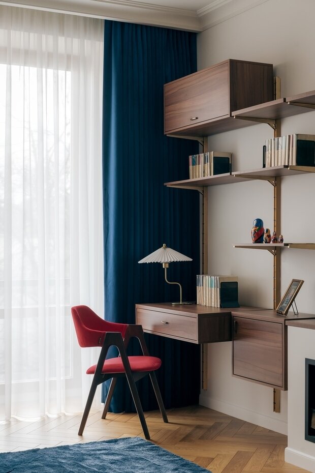 Фотография: Гостиная в стиле Скандинавский, Современный, Эклектика, Винтажный, Квартира, Проект недели, Москва, Кирпичный дом, 4 и больше, Более 90 метров, Мария Онучина, Иван Миняев – фото на INMYROOM