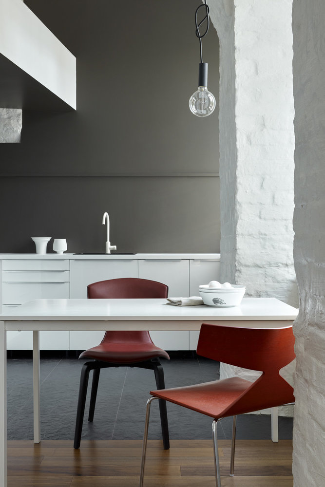 Фотография: Кухня и столовая в стиле Лофт, Скандинавский, Современный, Эклектика, Квартира, Студия, Москва, Санкт-Петербург, Гид, Нижний Новгород, Сталинка, Кирпичный дом, Монолитный дом, 1 комната, 2 комнаты, 4 и больше, до 40 метров, 40-60 метров, 60-90 метров, Арсений Борисенко, Борис Денисюк, Ольга Сирук, Наташа Федосеева, Александр Арнгольдт, Максим Новиньков – фото на INMYROOM Фотография: Кухня и столовая в стиле Лофт, Скандинавский, Современный, Эклектика, Квартира, Студия, Москва, Санкт-Петербург, Гид, Нижний Новгород, Сталинка, Кирпичный дом, Монолитный дом, 1 комната, 2 комнаты, 4 и больше, до 40 метров, 40-60 метров, 60-90 метров, Арсений Борисенко, Борис Денисюк, Ольга Сирук, Наташа Федосеева, Александр Арнгольдт, Максим Новиньков – фото на INMYROOM