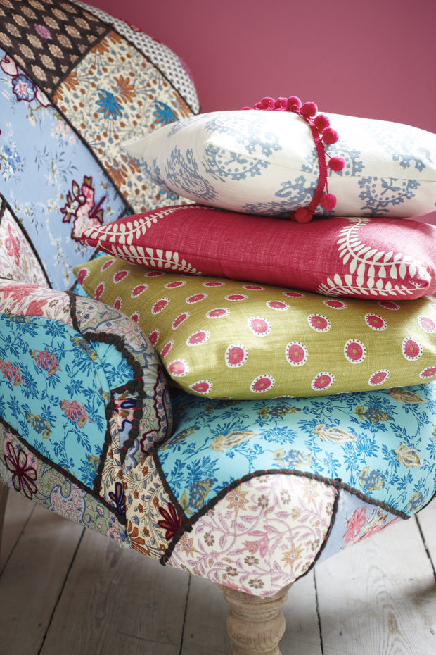 Фотография: Аксессуары в стиле Прованс и Кантри, Декор интерьера, Дом, Декор дома, Цветы, Вышивка – фото на INMYROOM