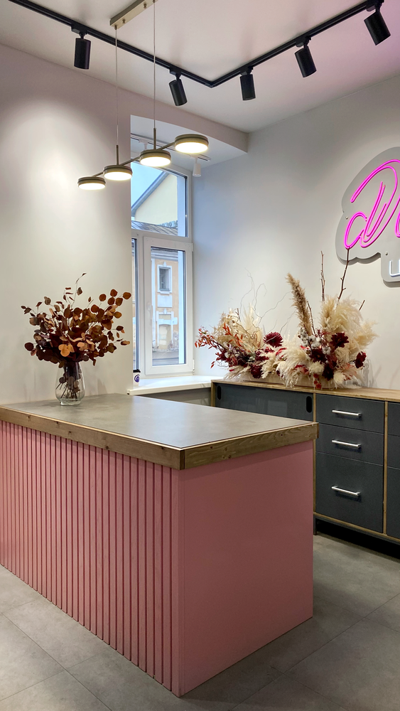 Фото из портфолио Цветочный бутик "Дари цветы" – фотографии дизайна интерьеров на INMYROOM Фото из портфолио Цветочный бутик "Дари цветы" – фотографии дизайна интерьеров на INMYROOM