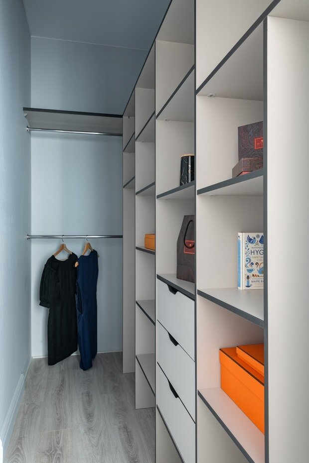 Фотография: Гардеробная в стиле Современный, Квартира, Проект недели, Москва, 40-60 метров, Анастасия Лаппо, Lappo.Interiors – фото на INMYROOM