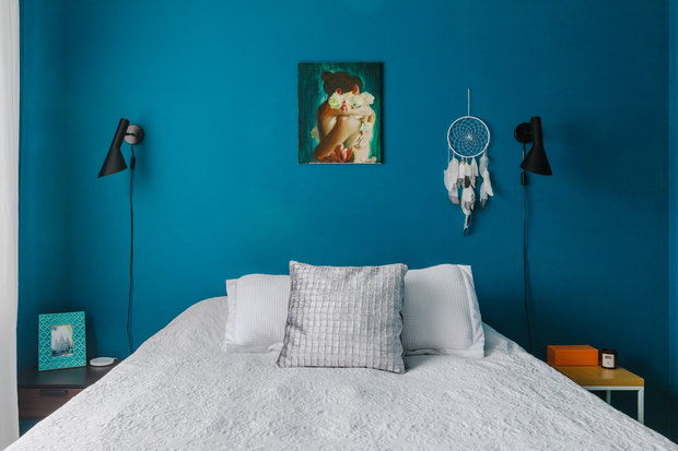 Фотография: Спальня в стиле Скандинавский, Проект недели, Samsung, Таунхаус, 4 и больше, Спецпроект, интерьерный холодильник, интерьерная микроволновая печь – фото на INMYROOM