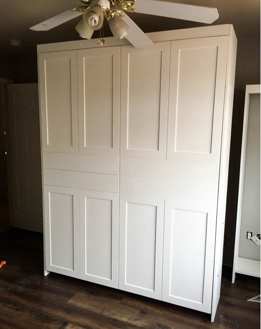 Фотография: в стиле , Прихожая, Гостиная, Детская, Спальня, Прованс и Кантри, Классический, Скандинавский, Современный, DIY, Квартира, Студия, Дом, Архитектура, Планировки, Декор, Мебель и свет, Белый, Минимализм, Дача, Вилла, Черный, Особняк, Красный, Зеленый, Бежевый, Серый, Коричневый, Таунхаус, 1 комната, 2 комнаты, 3 комнаты, 4 и больше, до 40 метров, 40-60 метров, 60-90 метров, Более 90 метров, энциклопедия_отделка, энциклопедия_мебель, энциклопедия_декор, энциклодпедия_малогабаритка, энциклопедия_интерьер, Пришли гости – фото на INMYROOM