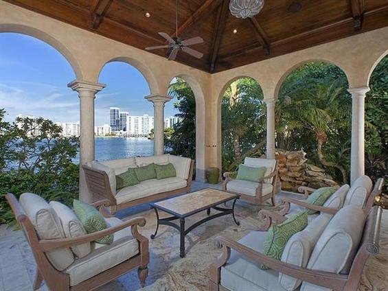 Фотография: Балкон, Терраса в стиле Классический, Современный – фото на INMYROOM