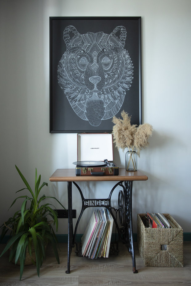 Фотография: Гостиная в стиле Современный, Квартира, Проект недели, Казань, 2 комнаты, 40-60 метров, Davydov Studio, Родион Давыдов – фото на INMYROOM