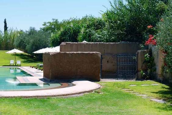 Фотография: Ландшафт в стиле , Дома и квартиры, Городские места – фото на INMYROOM