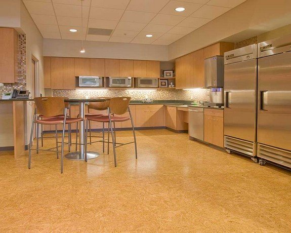 Фотография: Кухня и столовая в стиле , Стиль жизни, Советы, Пол – фото на INMYROOM