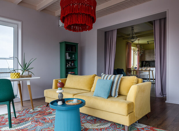 Фотография: Гостиная в стиле Современный, Эклектика, Дом, Проект дня, Дом и дача, Кирпичный дом, 60-90 метров, Уфа – фото на INMYROOM