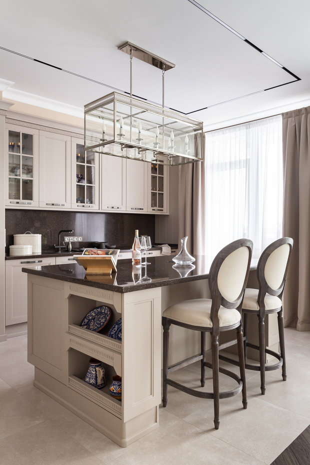 Фотография: Кухня и столовая в стиле Классический, Квартира, Проект недели, Москва, 3 комнаты, Более 90 метров, Ирина Межова – фото на INMYROOM