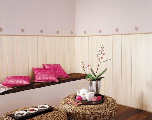 Фотография: Гостиная в стиле Восточный, Обои, Переделка, Плитка, Краска, Стеновые панели – фото на INMYROOM