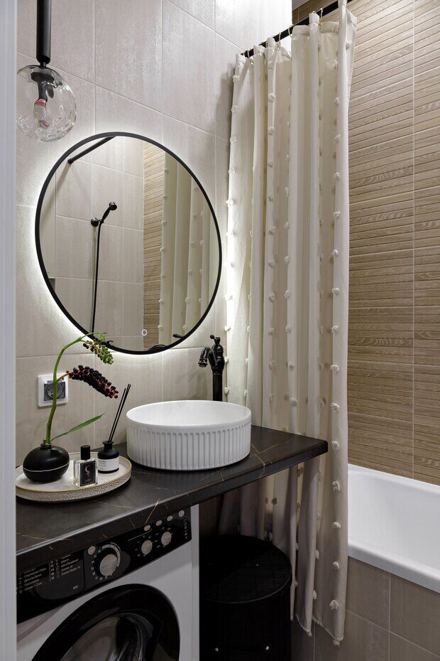 Фотография: Ванная в стиле Современный, Эклектика, Малогабаритная квартира, Квартира, Проект дня, Краснодар, 1 комната, до 40 метров, Ольга Суворова – фото на INMYROOM