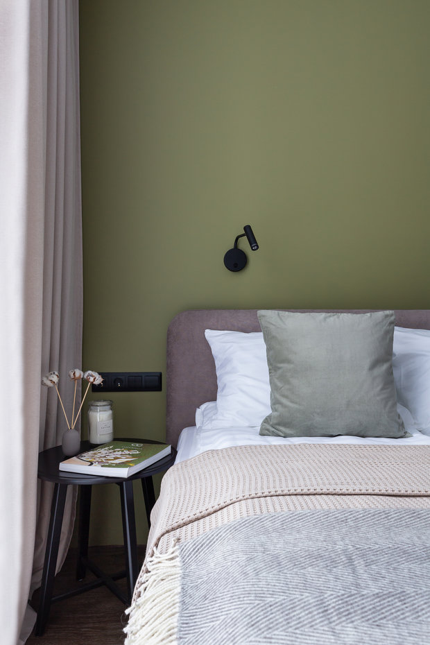 Фотография: Спальня в стиле Современный, Скандинавский, Декор интерьера, Студия, Отель, Санкт-Петербург, 4 и больше, до 40 метров, Более 90 метров, L'Academie Design – фото на INMYROOM