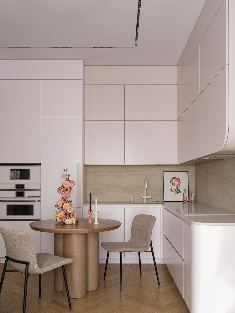 Фотография: Кухня и столовая в стиле Современный, Квартира, Проект дня, Москва, 3 комнаты, 40-60 метров, Анастасия Ковальчук – фото на INMYROOM Фотография: Кухня и столовая в стиле Современный, Квартира, Проект дня, Москва, 3 комнаты, 40-60 метров, Анастасия Ковальчук – фото на INMYROOM