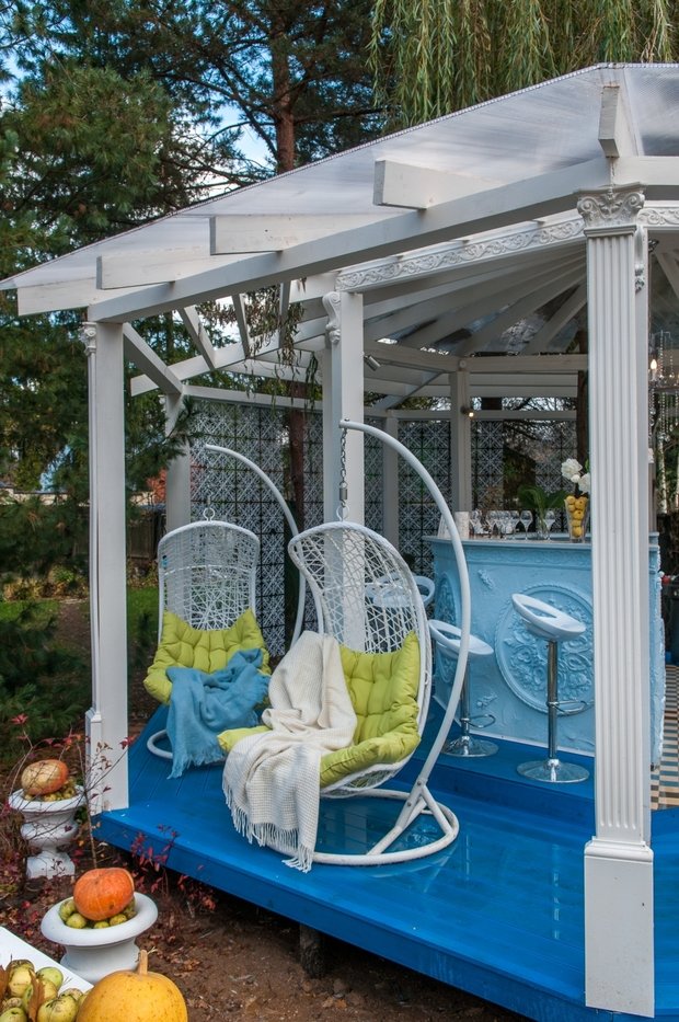 Фотография: Мебель и свет в стиле Эклектика, Дом, Дома и квартиры, Беседка, Барная стойка – фото на INMYROOM