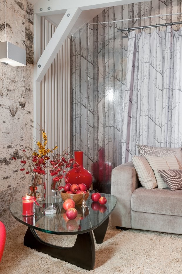 Фотография: Мебель и свет в стиле Современный, Гостиная, Интерьер комнат, Мансарда – фото на INMYROOM