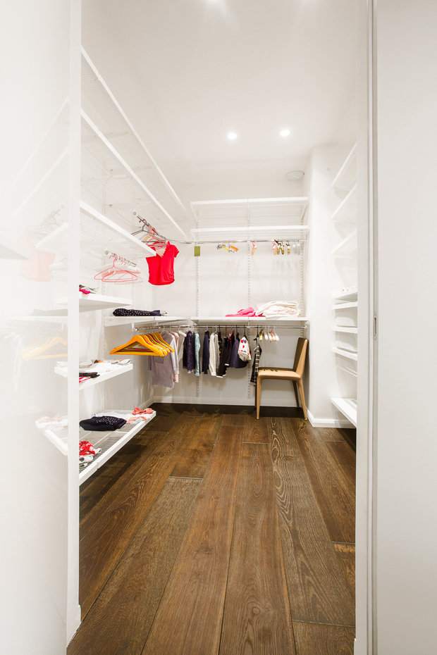 Фотография: Гардеробная в стиле Современный – фото на INMYROOM