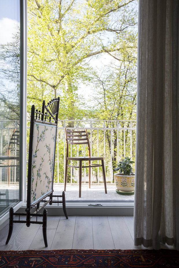 Фотография: Балкон в стиле Прованс и Кантри, Классический, Эклектика, Квартира, Проект недели, Москва, Елена Зуфарова, Сталинка, Кирпичный дом, 3 комнаты, 60-90 метров – фото на INMYROOM