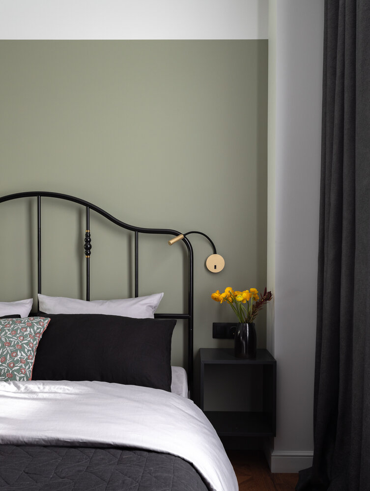 Фотография: Спальня в стиле Классический, Современный, Эклектика, Квартира, Проект недели, Челябинск, Монолитный дом, 2 комнаты, 40-60 метров, Наталья Шостак – фото на INMYROOM Фотография: Спальня в стиле Классический, Современный, Эклектика, Квартира, Проект недели, Челябинск, Монолитный дом, 2 комнаты, 40-60 метров, Наталья Шостак – фото на INMYROOM