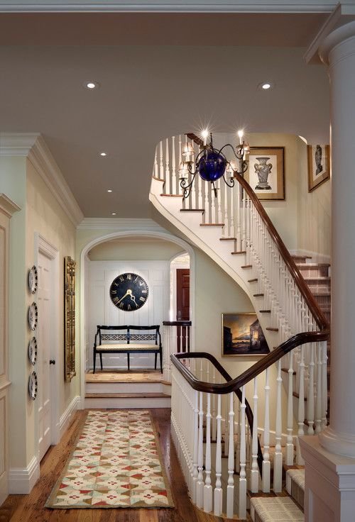 Фотография: Прихожая в стиле Прованс и Кантри, Интерьер комнат, Ковер, Шкаф – фото на INMYROOM