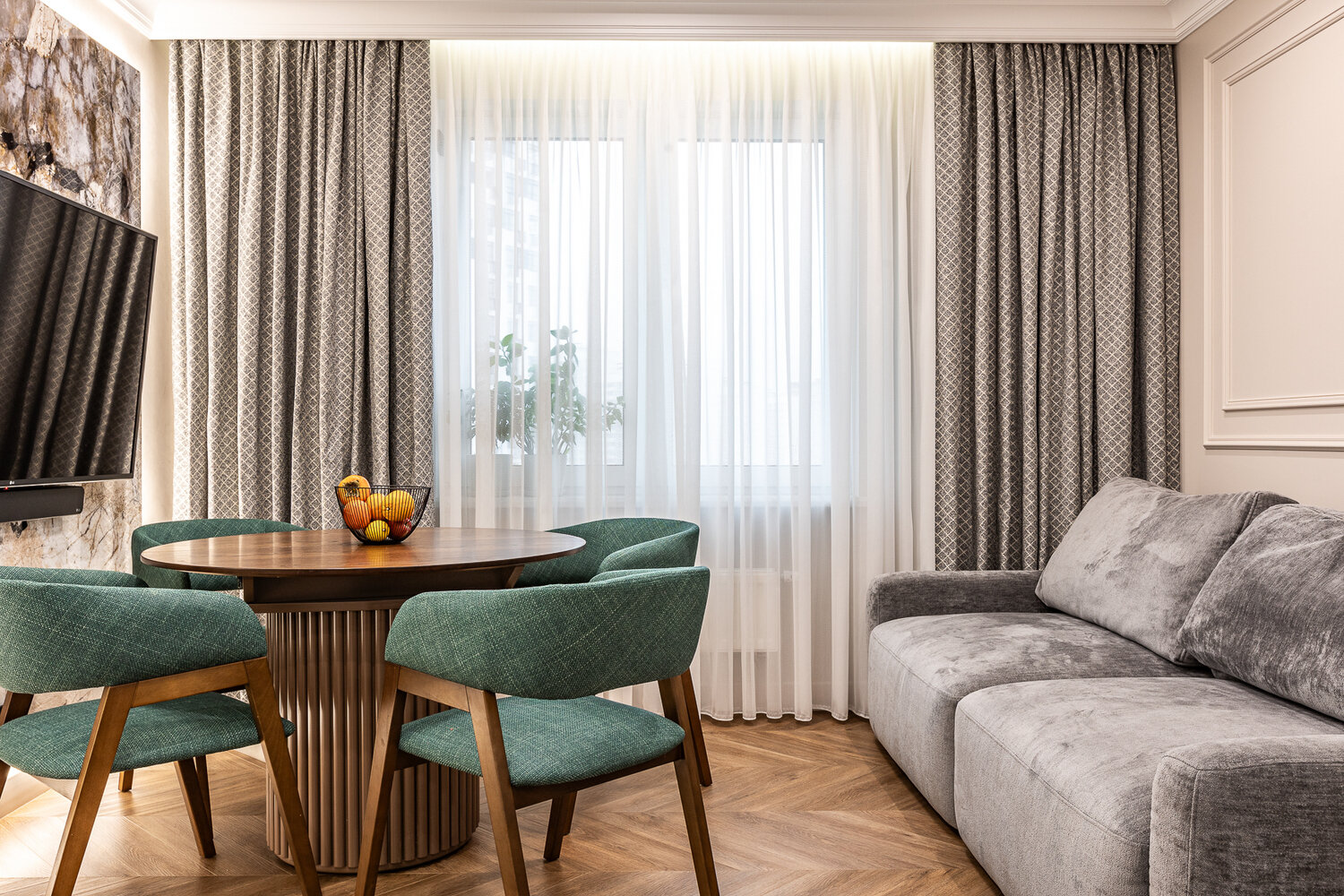 Фотография: Гостиная в стиле Классический, Современный, Квартира, Проект недели, 3 комнаты, 60-90 метров – фото на INMYROOM Фотография: Гостиная в стиле Классический, Современный, Квартира, Проект недели, 3 комнаты, 60-90 метров – фото на INMYROOM