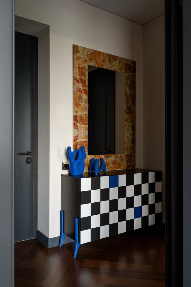 Фотография: Прихожая в стиле Современный, Квартира, Проект дня, Москва, 2 комнаты, 40-60 метров, ЖК «Hide», Любовь Вербах – фото на INMYROOM