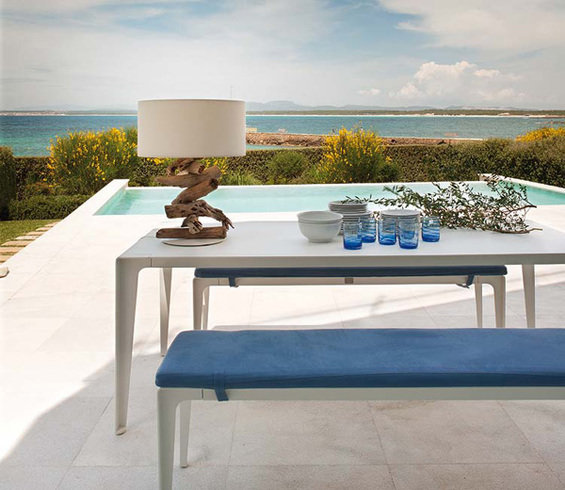 Фотография: Терраса в стиле Современный, Дом, Испания, Цвет в интерьере, Дома и квартиры, Белый – фото на INMYROOM