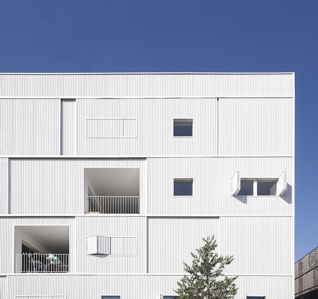 Фасад дома, Carré Lumière Фасад дома, Carré Lumière