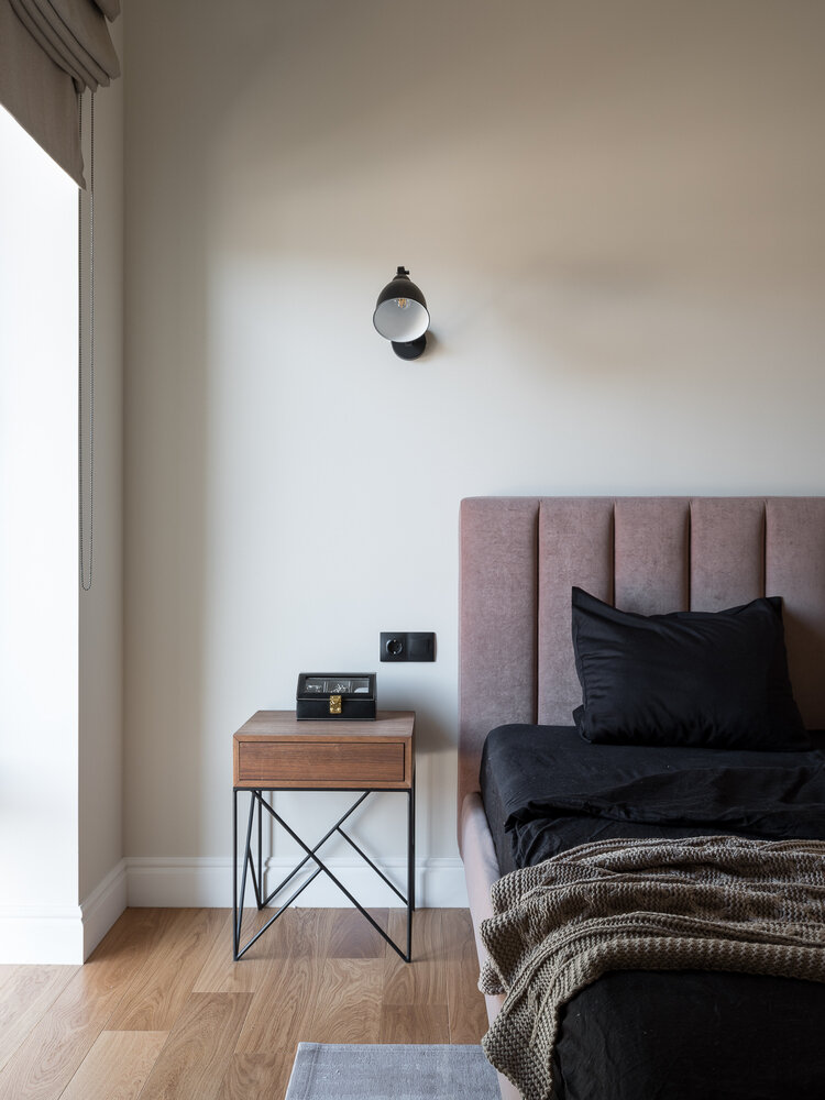 Фотография: Спальня в стиле Классический, Современный, Дом, Проект недели, Дом и дача, Московская область, Кирпичный дом, 4 и больше, Более 90 метров, Екатерина Маслина – фото на INMYROOM Фотография: Спальня в стиле Классический, Современный, Дом, Проект недели, Дом и дача, Московская область, Кирпичный дом, 4 и больше, Более 90 метров, Екатерина Маслина – фото на INMYROOM