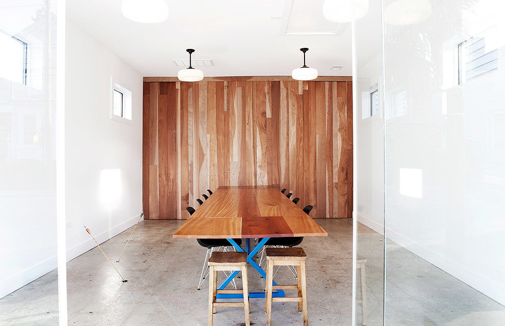 Фотография: Офис в стиле Скандинавский, Офисное пространство, Дома и квартиры, Минимализм, Проект недели – фото на INMYROOM Фотография: Офис в стиле Скандинавский, Офисное пространство, Дома и квартиры, Минимализм, Проект недели – фото на INMYROOM