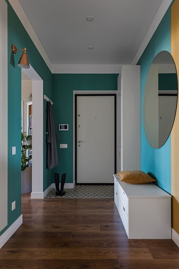 Фотография: Прихожая в стиле Современный, Эклектика, Квартира, Проект дня, Санкт-Петербург, 3 комнаты, Более 90 метров, VizDiz, Илона Ореховская – фото на INMYROOM