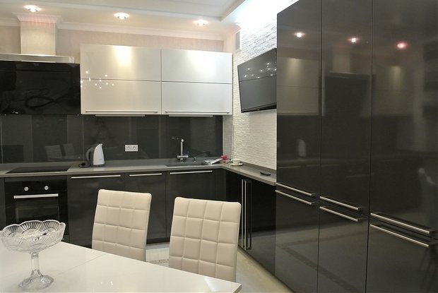 Фото из портфолио Столешницы из камня для кухни – фотографии дизайна интерьеров на INMYROOM