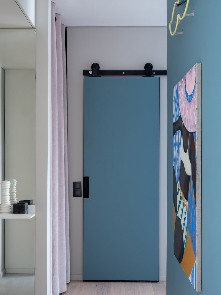 Фотография: Прихожая в стиле Современный, Квартира, Проект дня, Москва, Панельный дом, 1 комната, 40-60 метров, Анастасия Брандт – фото на INMYROOM Фотография: Прихожая в стиле Современный, Квартира, Проект дня, Москва, Панельный дом, 1 комната, 40-60 метров, Анастасия Брандт – фото на INMYROOM