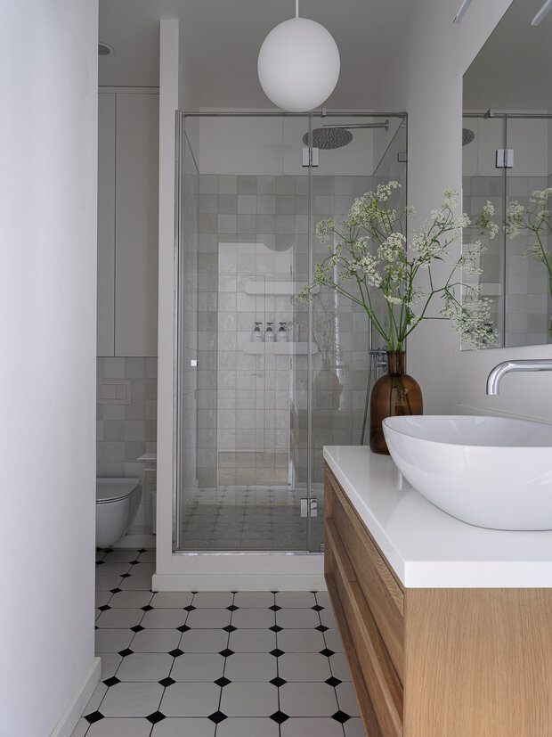 Фотография: Ванная в стиле Скандинавский, Современный, Минимализм, Квартира, Проект дня, Москва, 3 комнаты, 60-90 метров, Анна Мальцева, скандинавский с элементами минимализма – фото на INMYROOM