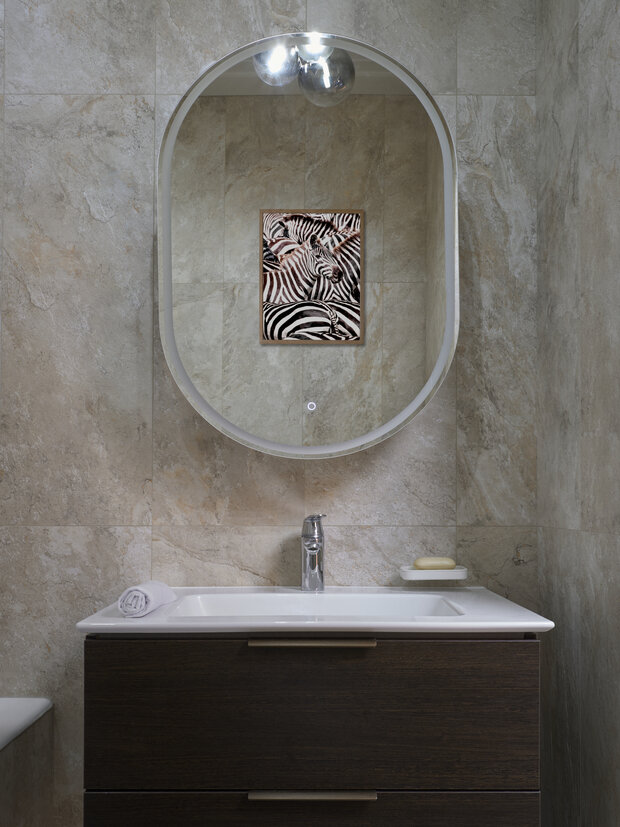 Фотография: Ванная в стиле Современный, Эклектика, Квартира, Проект дня, Москва, 3 комнаты, 60-90 метров, Анна Тарасова, Варвара Пономарева – фото на INMYROOM