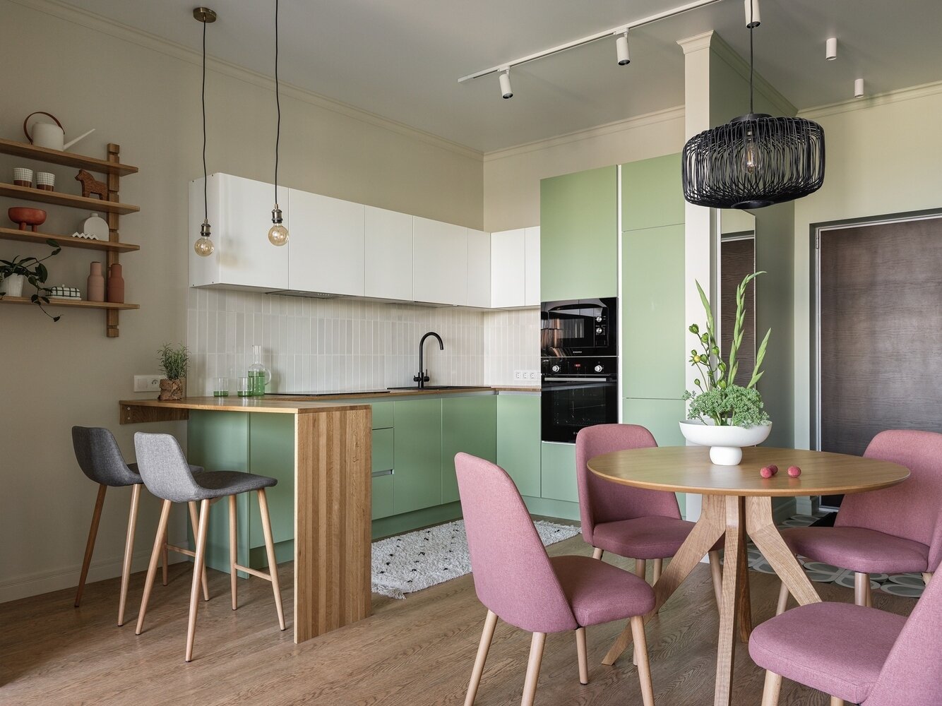 Фотография: Кухня и столовая в стиле Современный, Скандинавский, Квартира, Проект недели, Москва, 2 комнаты, 40-60 метров, 60-90 метров, Монолитно-кирпичный, Анастасия Заркуа – фото на INMYROOM Фотография: Кухня и столовая в стиле Современный, Скандинавский, Квартира, Проект недели, Москва, 2 комнаты, 40-60 метров, 60-90 метров, Монолитно-кирпичный, Анастасия Заркуа – фото на INMYROOM