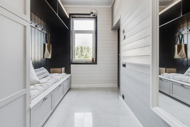 Фотография: Прихожая в стиле Скандинавский, Дом, Проект недели, Дача, Дом и дача, Московская область, 4 и больше, Более 90 метров, Ксения Налетова – фото на INMYROOM