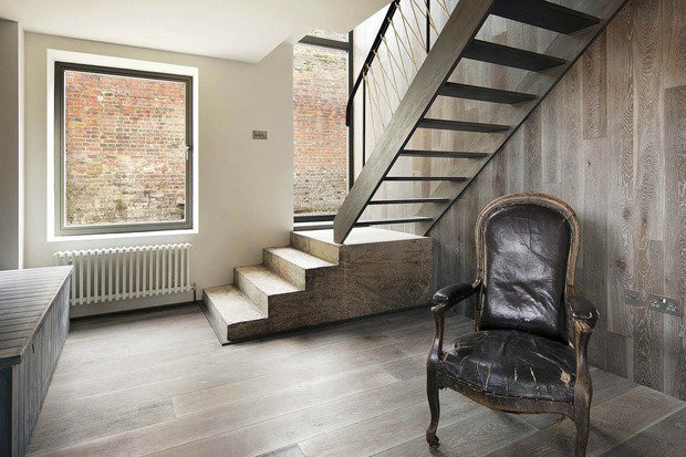 Фотография: Прихожая в стиле Минимализм, Современный, Дом, Советы, Белый, Серый, Более 90 метров – фото на INMYROOM