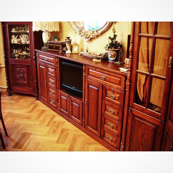 Фото из портфолио Стенки – фотографии дизайна интерьеров на INMYROOM