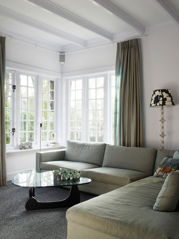 Фотография: Гостиная в стиле Современный, Декор интерьера, Антиквариат, Праздник, Новый Год – фото на INMYROOM Фотография: Гостиная в стиле Современный, Декор интерьера, Антиквариат, Праздник, Новый Год – фото на INMYROOM